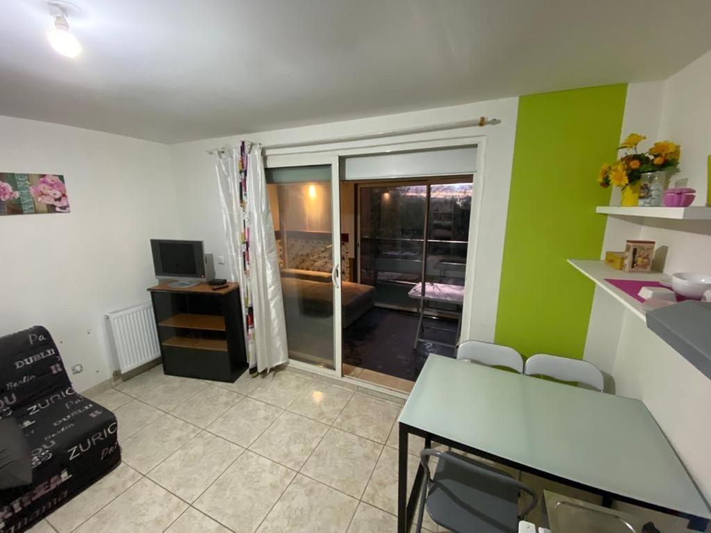 Residence Melinda Діжон Екстер'єр фото