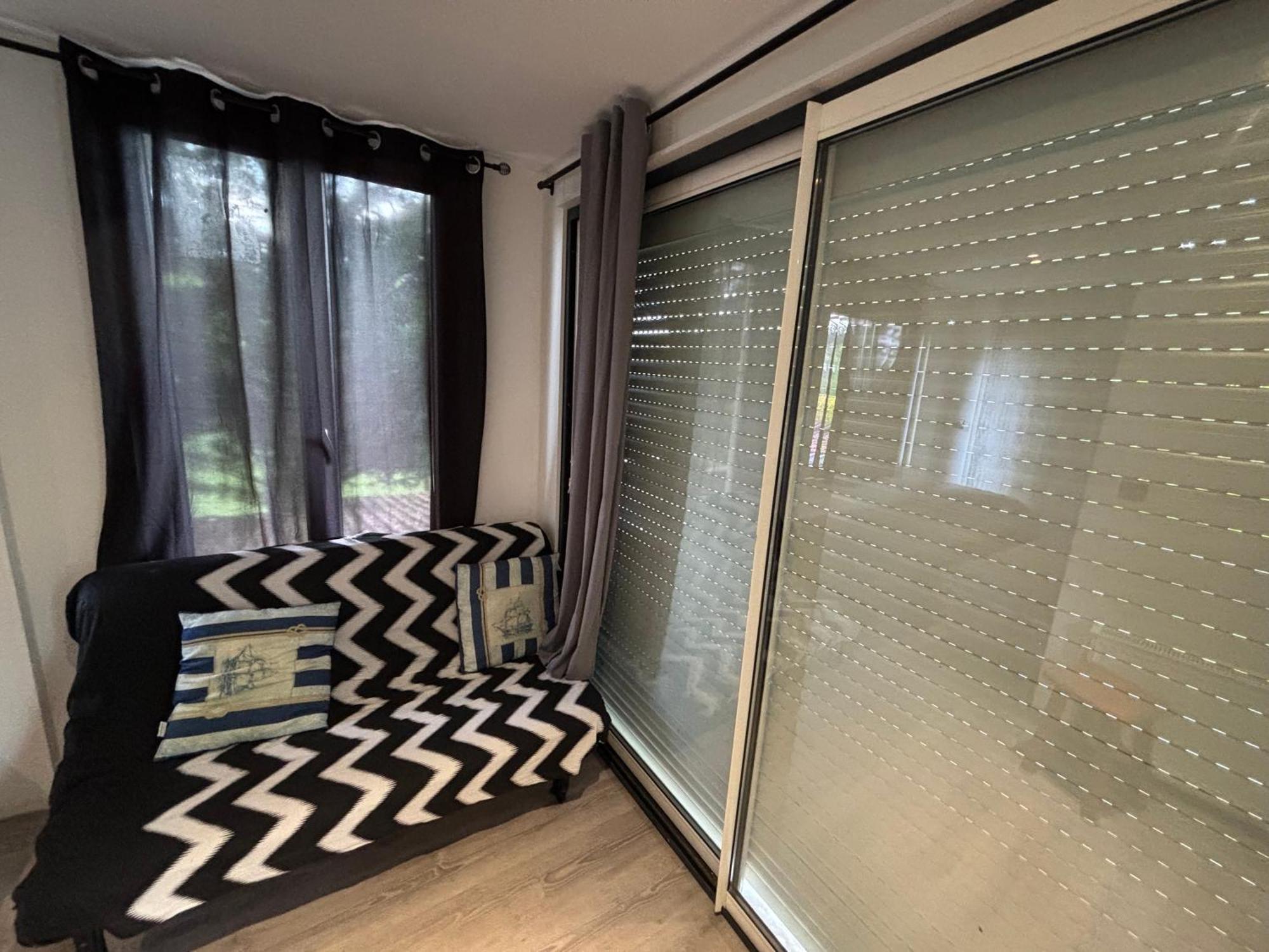Residence Melinda Діжон Екстер'єр фото